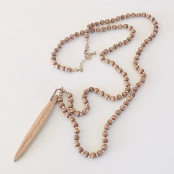 Wooden Bead Pendant Necklace - Picture 4 of 9